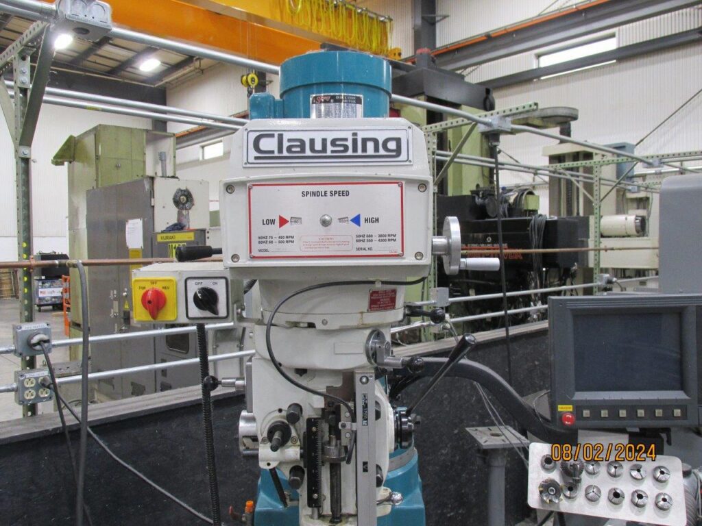 Clausing Mill with Acu-Rite Control 2VS08