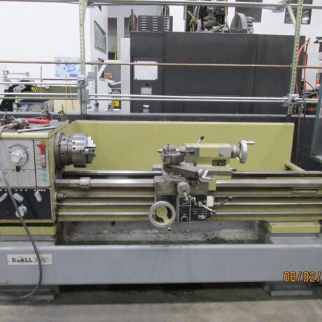 DoAll Lathe 16- 1/2"